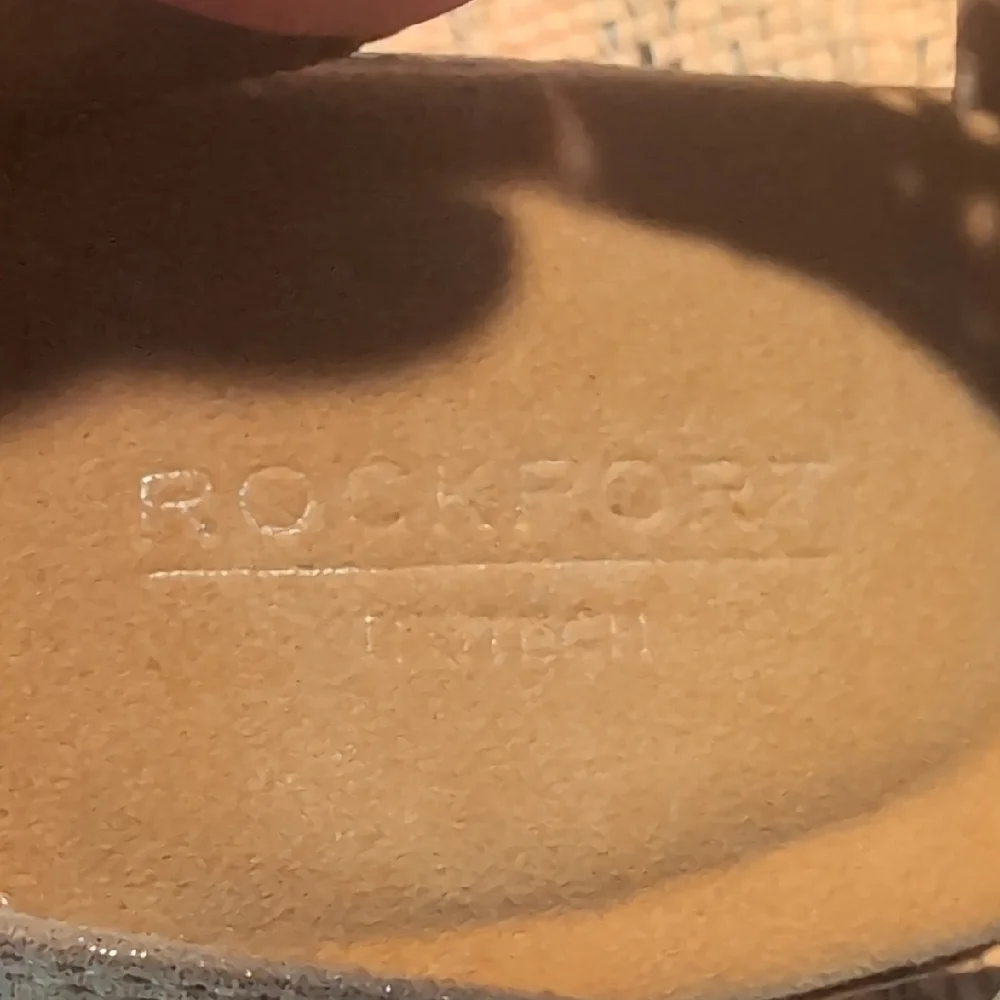 Rockport Briah Perforated Sandals Wedge Slingback Shiny Beige Size 5.5